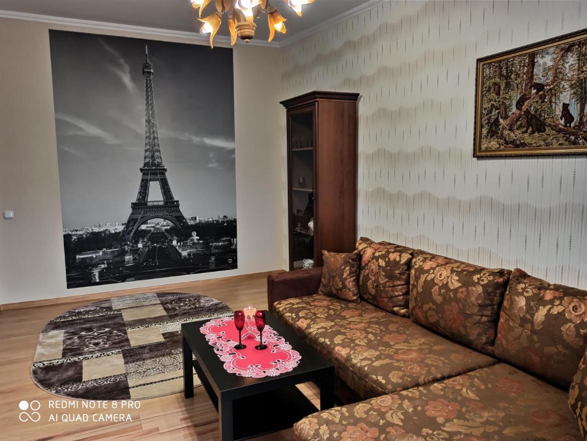 Apartment On Krainego Str 27 Slonim Екстер'єр фото